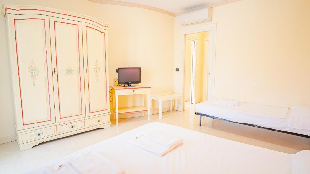 Relais Du Lac Village - Italian Homing Desenzano del Garda Eksteriør billede