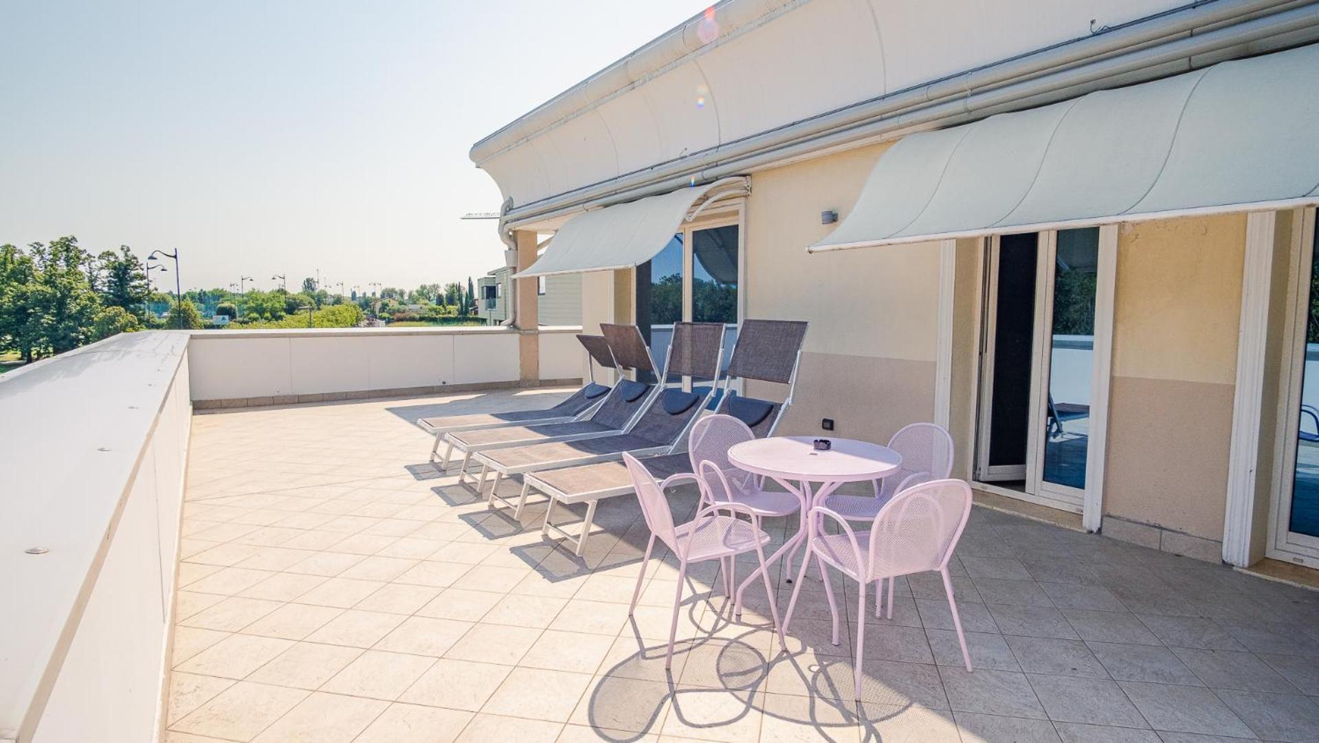 Relais Du Lac Village - Italian Homing Desenzano del Garda Eksteriør billede