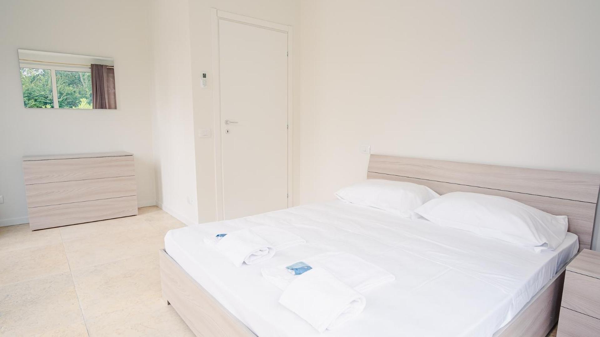 Relais Du Lac Village - Italian Homing Desenzano del Garda Eksteriør billede