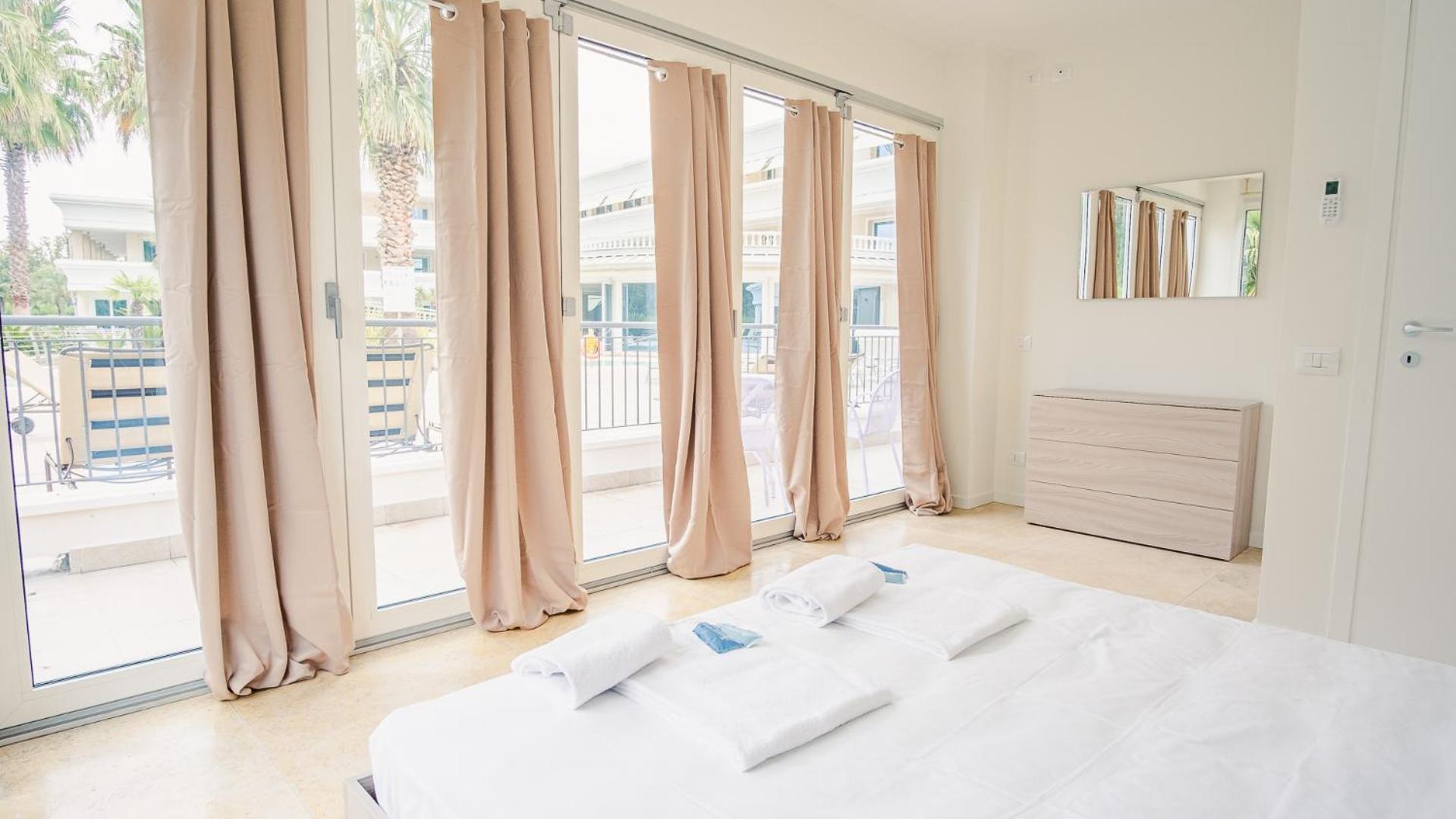 Relais Du Lac Village - Italian Homing Desenzano del Garda Eksteriør billede