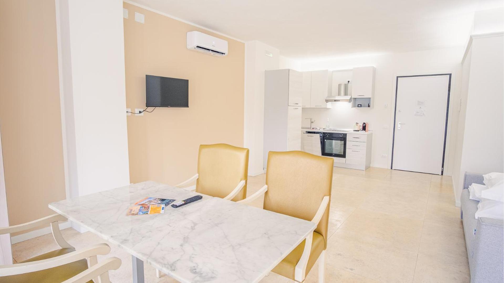 Relais Du Lac Village - Italian Homing Desenzano del Garda Eksteriør billede