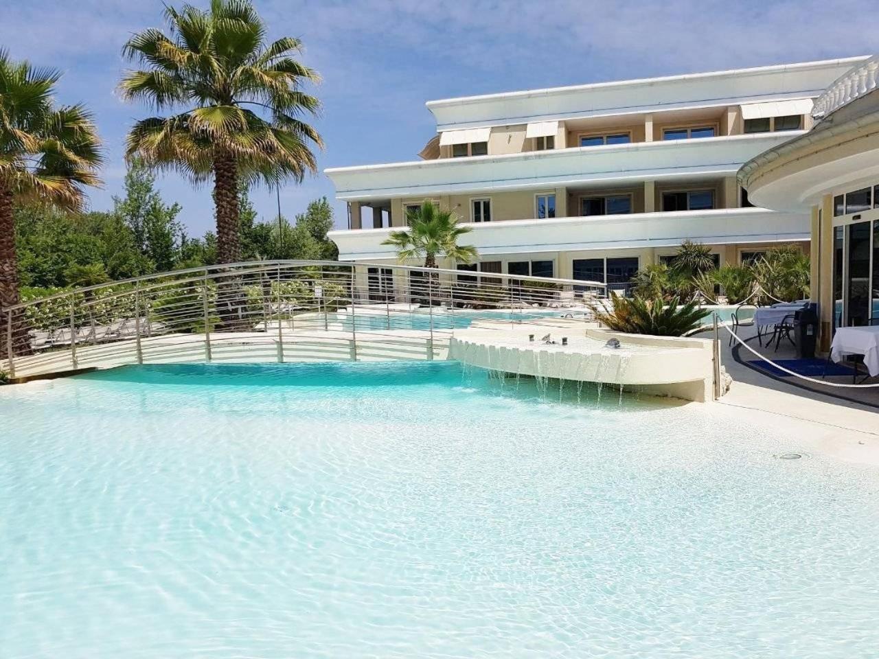 Relais Du Lac Village - Italian Homing Desenzano del Garda Eksteriør billede